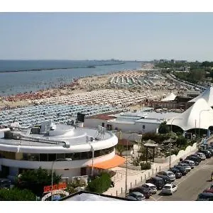 Cedri B , Lido delle Nazioni Italia
